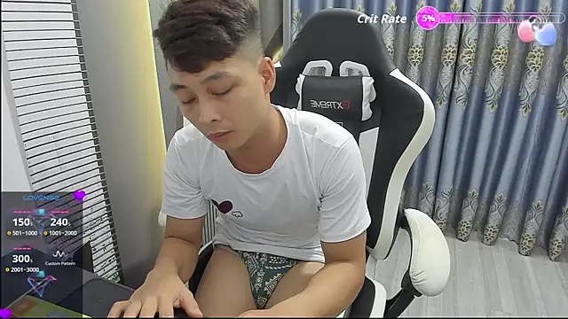 Webkamerová show Naughty___asian