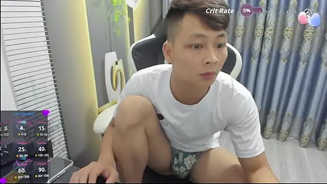 Naughty___asian 网络视讯表演
