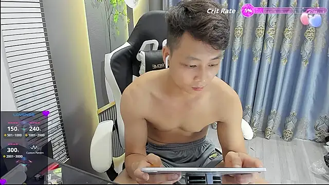 Naughty___asian 在線直播表演