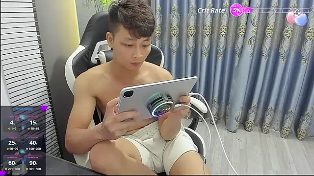 Naughty___asian 网络视讯表演