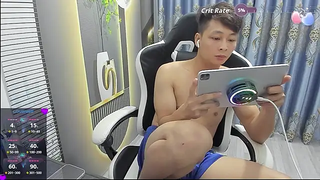 Naughty___asian Show Webcam