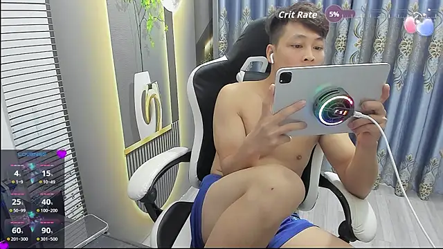 Naughty___asian Show Webcam