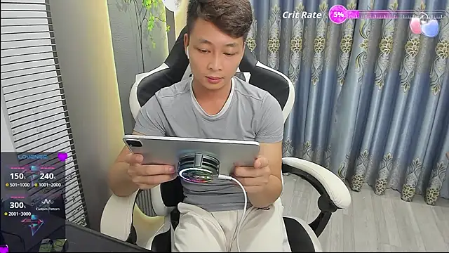 Naughty___asian 웹캠 쇼