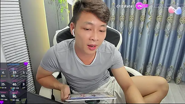 Naughty___asian Adlı Modelin Web Kamerası Şovu