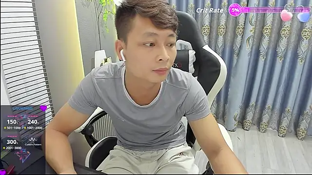 Naughty___asian Pertunjukan Webcam