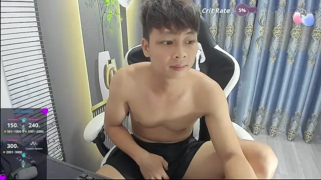 Naughty___asian 在線直播表演