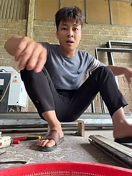 Naughty___asian Show Webcam