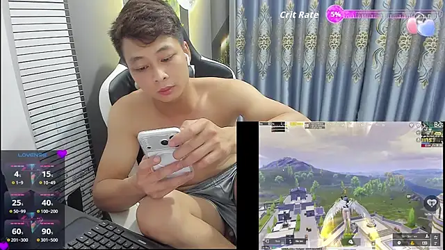 Naughty___asian Pertunjukan Webcam