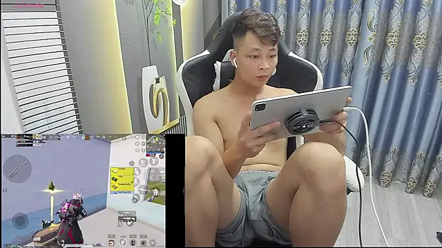 Naughty___asian Show Webcam