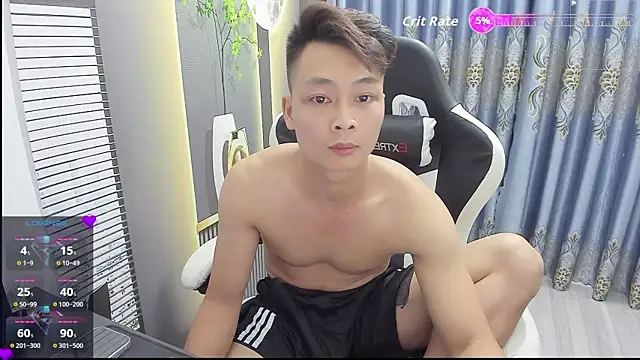 Naughty___asianのウェブカメラショー
