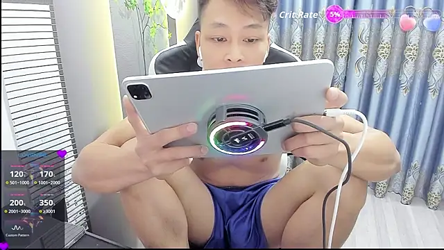Naughty___asiann Webbikameraesitys
