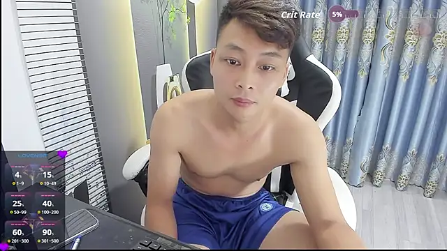 Naughty___asian 网络视讯表演