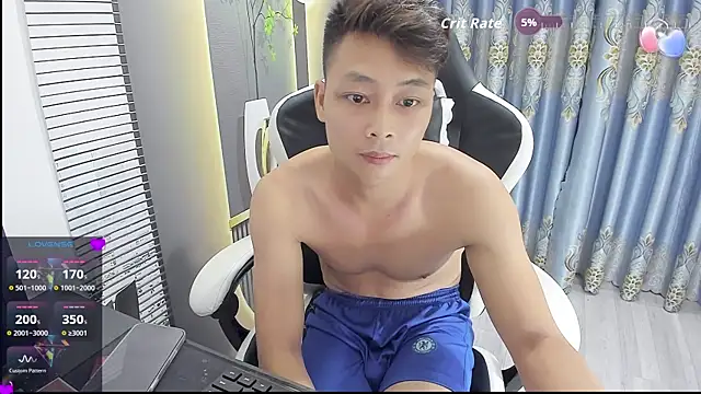 Naughty___asian 网络视讯表演
