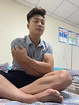 Naughty___asian webkamerás műsora
