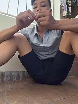Naughty___asian 在線直播表演