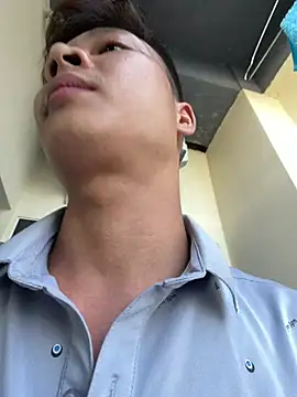 Naughty___asian 在線直播表演