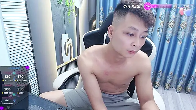 Naughty___asian Show Webcam