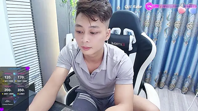 Naughty___asiann Webbikameraesitys