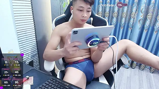 Naughty___asian Шоу с уебкамера
