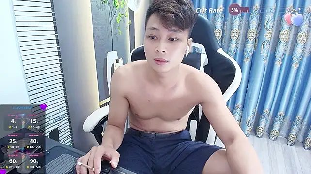 Naughty___asian Show Webcam