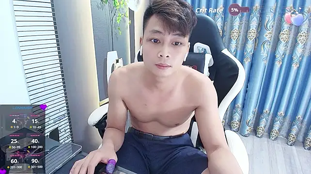 Naughty___asian Show Webcam
