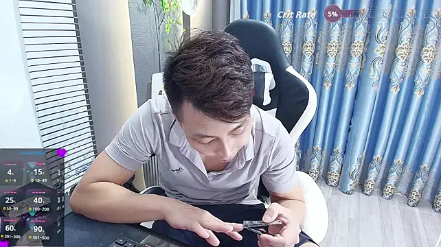 Naughty___asian Show Webcam