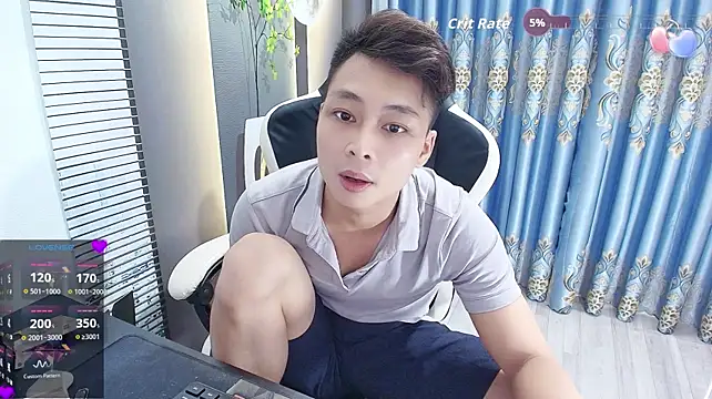 Naughty___asian webcam show