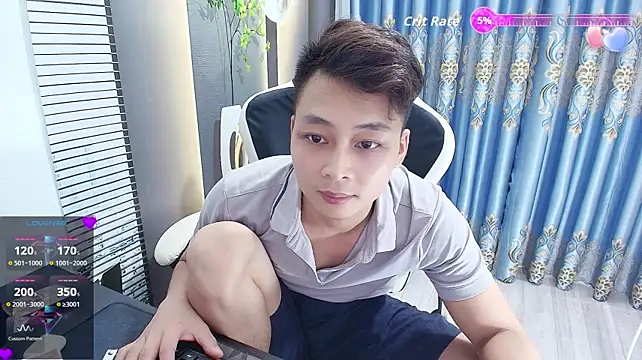 Naughty___asian 网络视讯表演