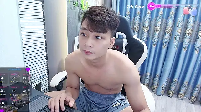 Naughty___asian Show in webcam
