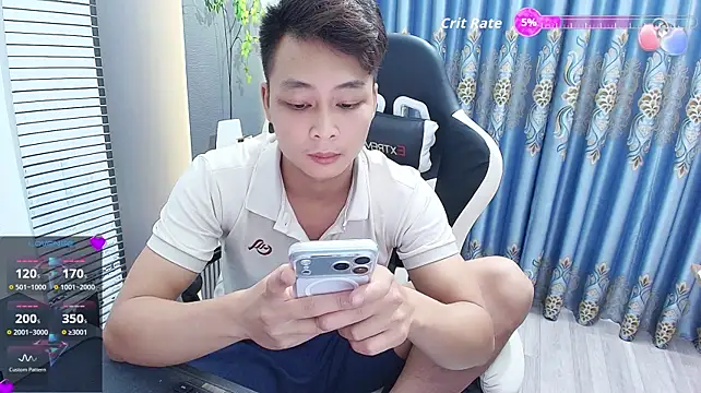 Naughty___asian 웹캠 쇼