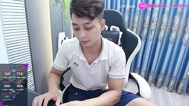Naughty___asian 웹캠   쇼