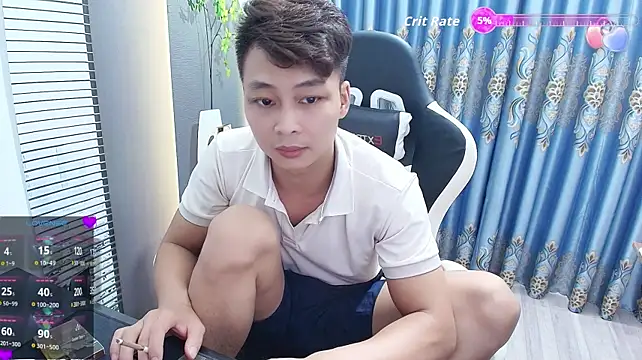 Naughty___asian 网络视讯表演