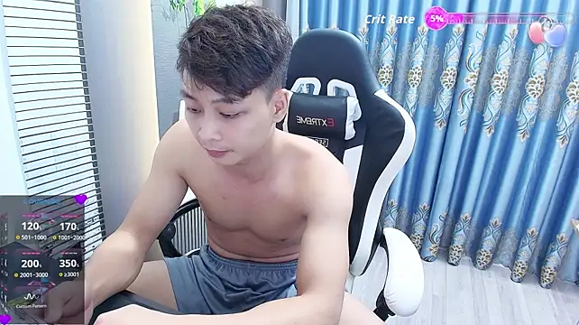Naughty___asian Webcam Show