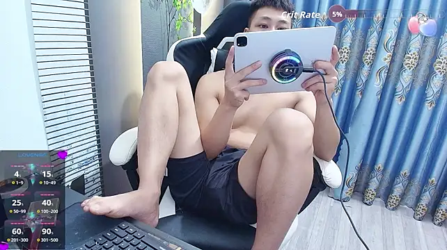 Naughty___asiann Webbikameraesitys
