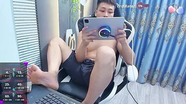 Naughty___asian Pertunjukan Webcam