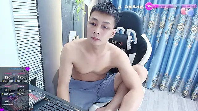 Naughty___asian's Webcam Show