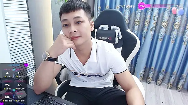 Naughty___asian Show Webcam