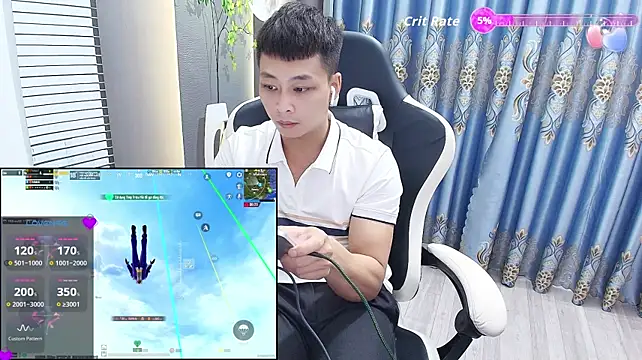 Naughty___asian 网络视讯表演