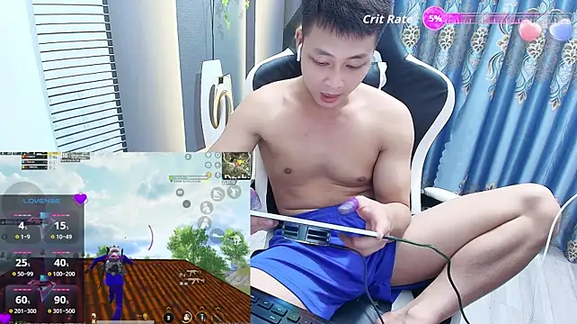 Naughty___asian webkamerás műsora