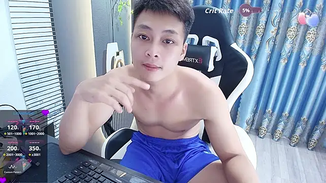Naughty___asian Show Webcam
