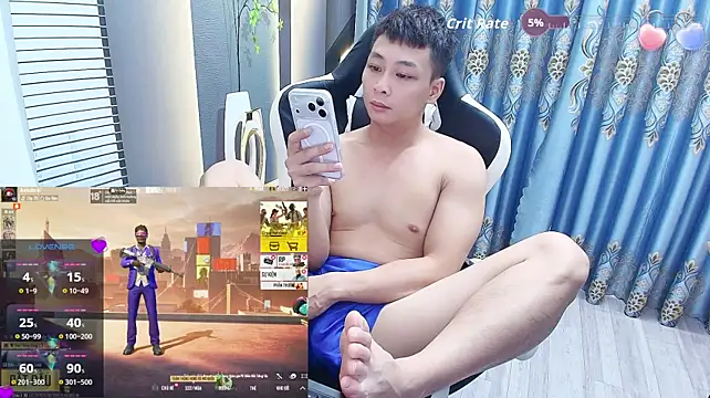 Naughty___asian Adlı Modelin Web Kamerası Şovu