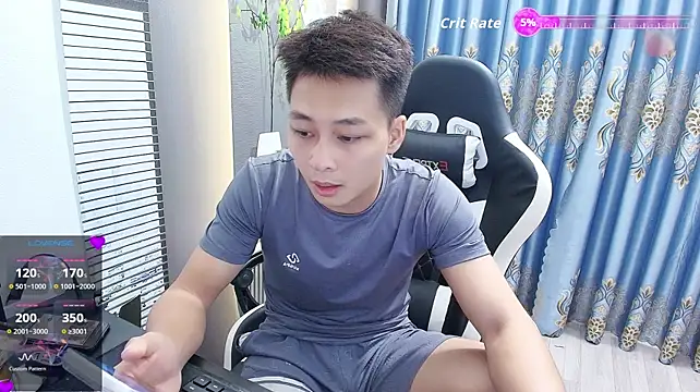 Naughty___asian Pertunjukan Webcam