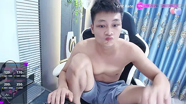 Naughty___asian 网络视讯表演