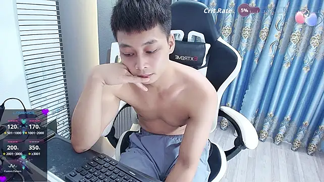 Naughty___asian 网络视讯表演