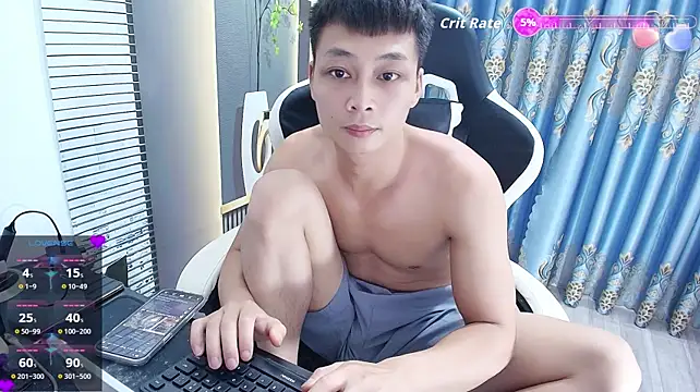 Naughty___asian's Webcam Show