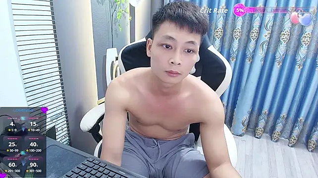 Naughty___asian Show Webcam