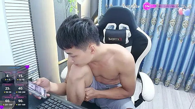Naughty___asian 在線直播表演
