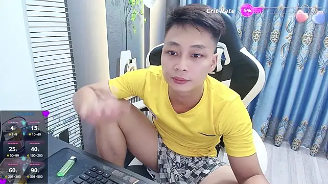 Naughty___asian 在線直播表演