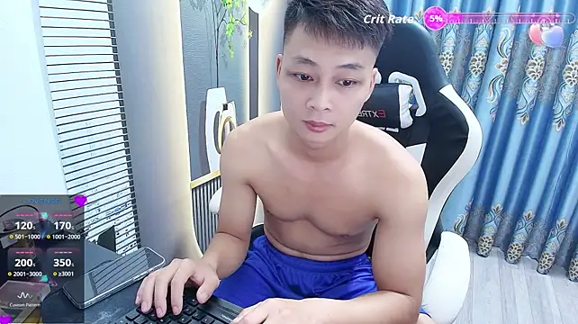Naughty___asian Show Webcam