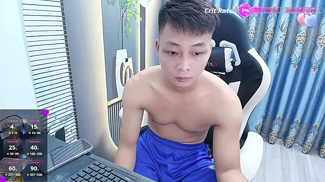 Naughty___asiann Webbikameraesitys